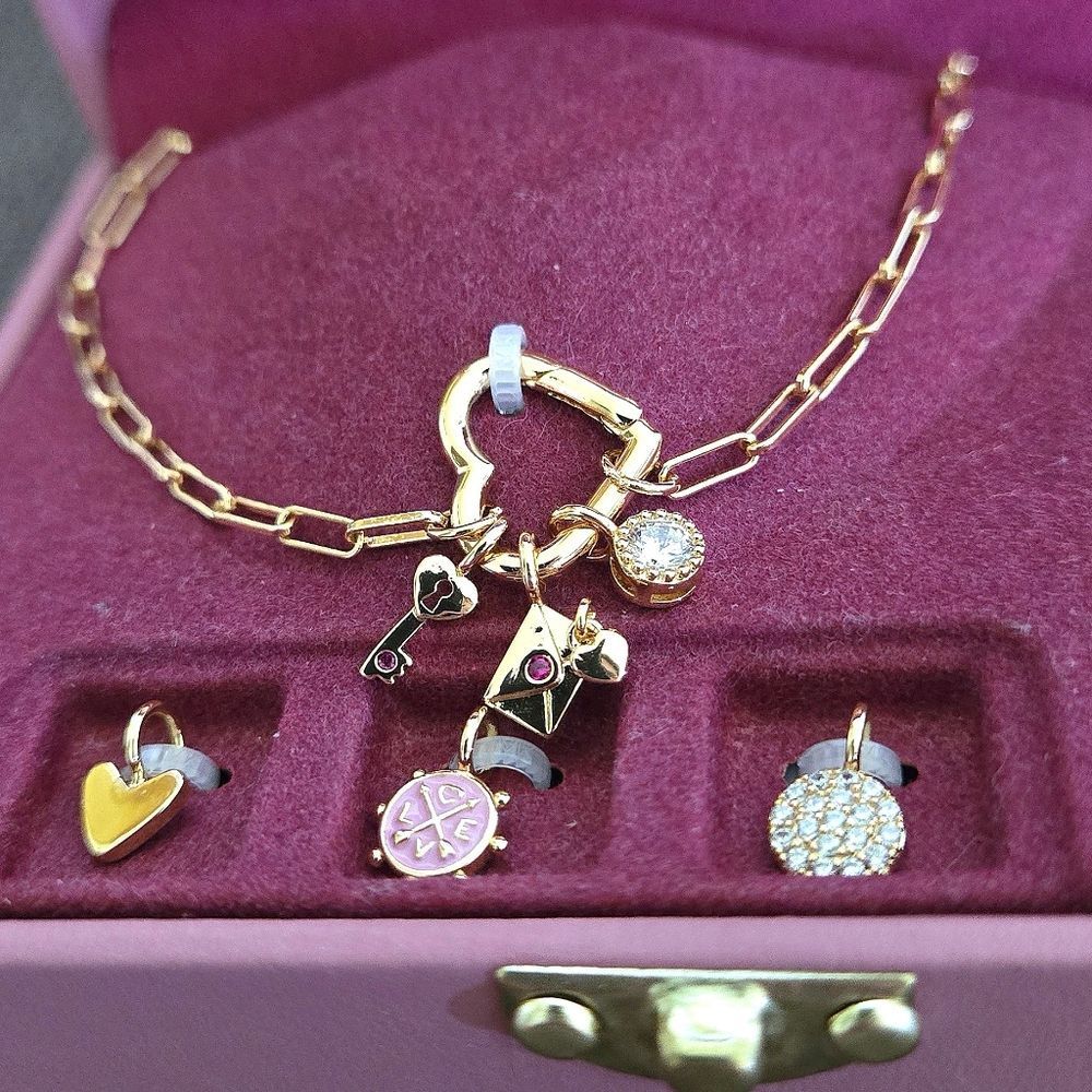 Charm Bar Interchangeable Love❤️ Charms Necklace - NIB - Picture 3 of 16